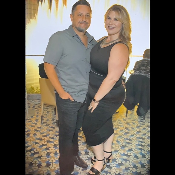 Meet your Posher, Laura - Picture 2 of 3